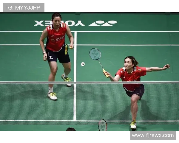 重庆羽毛球队总决赛精彩表现分析与实力评估